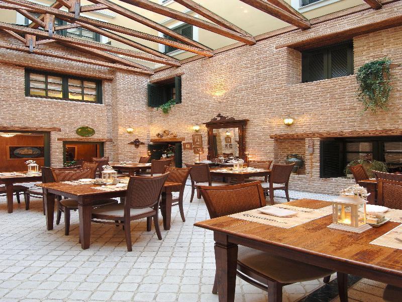 Byzantino Hotel Patras Ngoại thất bức ảnh