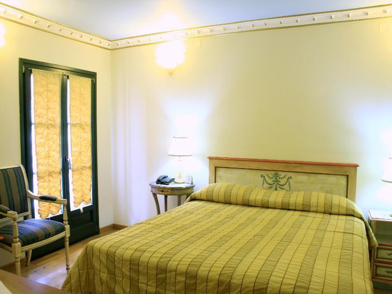 Byzantino Hotel Patras Ngoại thất bức ảnh