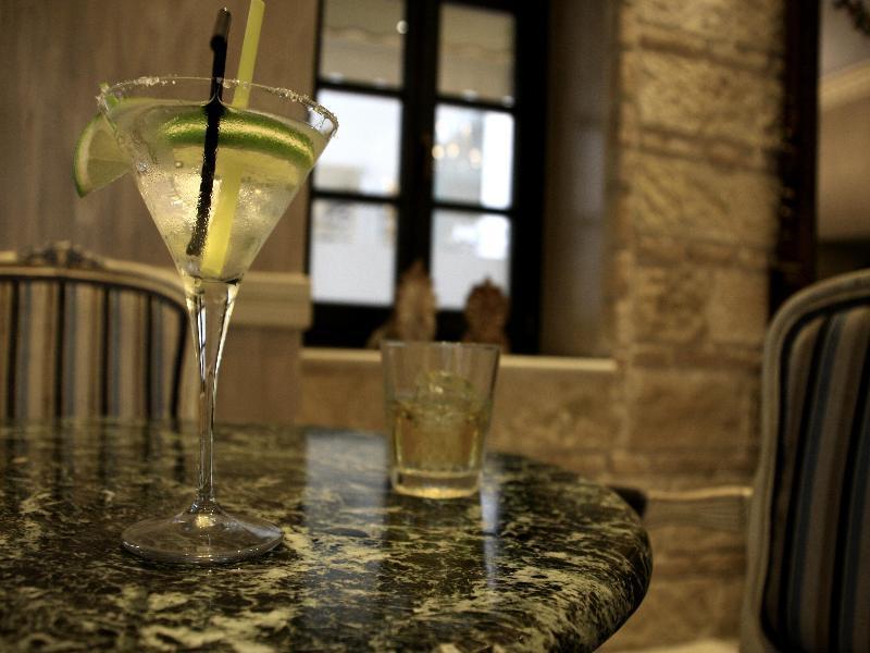Byzantino Hotel Patras Ngoại thất bức ảnh