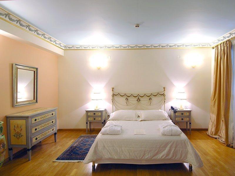Byzantino Hotel Patras Ngoại thất bức ảnh